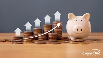 Increasing stacks of coins beside a piggybank indicate maximizing savings with a CD