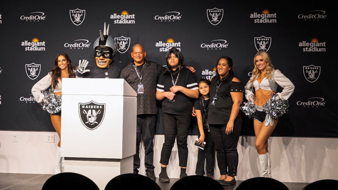 Credit One Bank and Family Promise of Las Vegas Partner for Number One Fan Experience