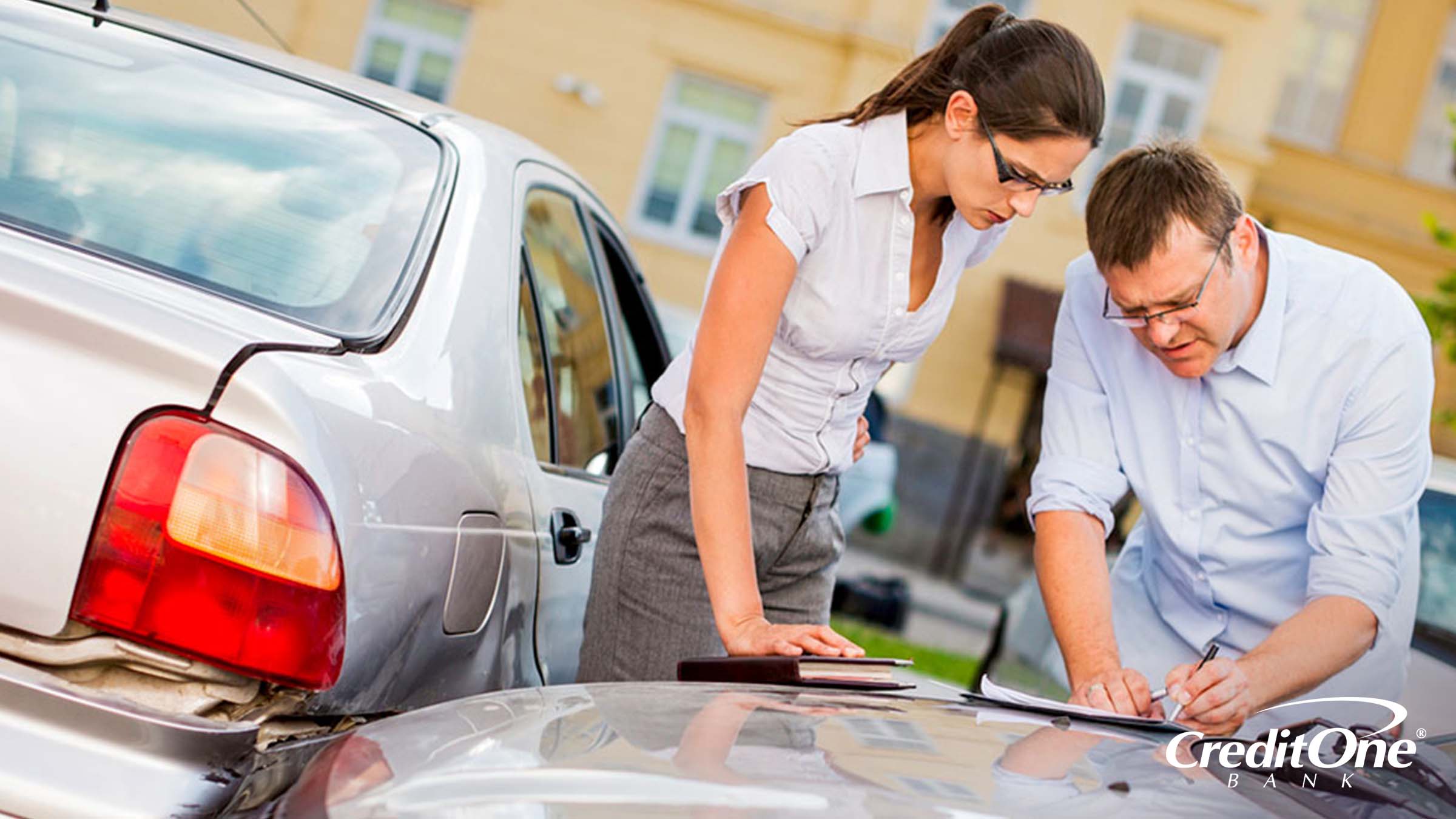 Assessing the damage done after a car accident