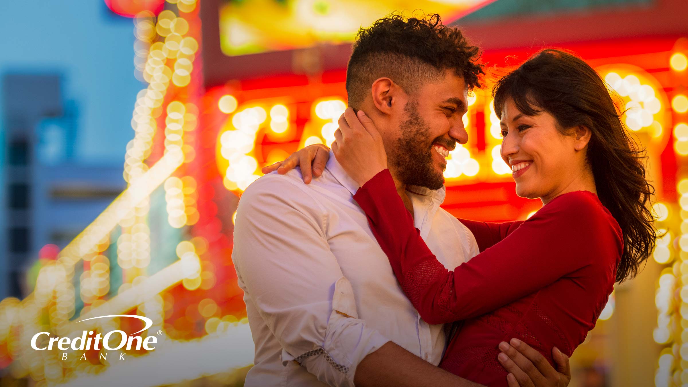 A couple enjoys their budget travel vacation in Las Vegas A couple enjoys their budget travel vacation in Las Vegas
