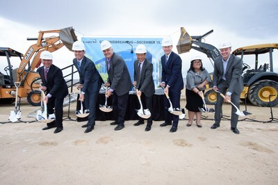 Credit One Bank Director John Andross; CEO & President Robert DeJong; Clark County Commission Chair Steve Sisolak; Credit One Bank Senior Executive Vice President & Chief Administrative Officer Berkman Hong; Senior Executive Vice President & Chief Marketing Officer Sam Dommer; Las Vegas Office Manager for Governor Brian Sandoval, Annalyn Bo Carrillo; and Burke Construction Group President & CEO Kevin Burke